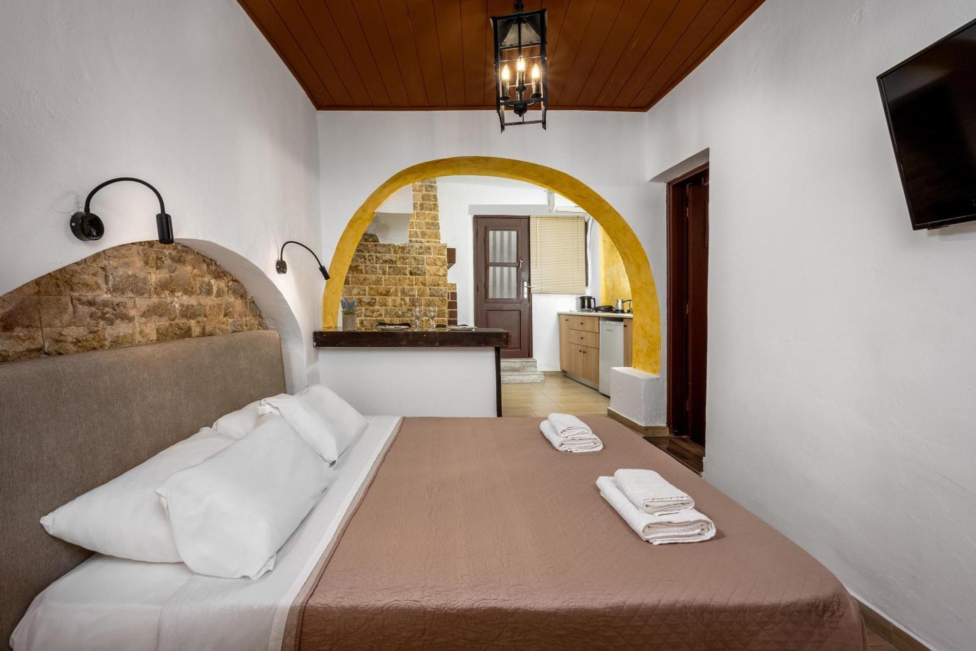 Muses-Old Town Apartment Rhodes City ภายนอก รูปภาพ
