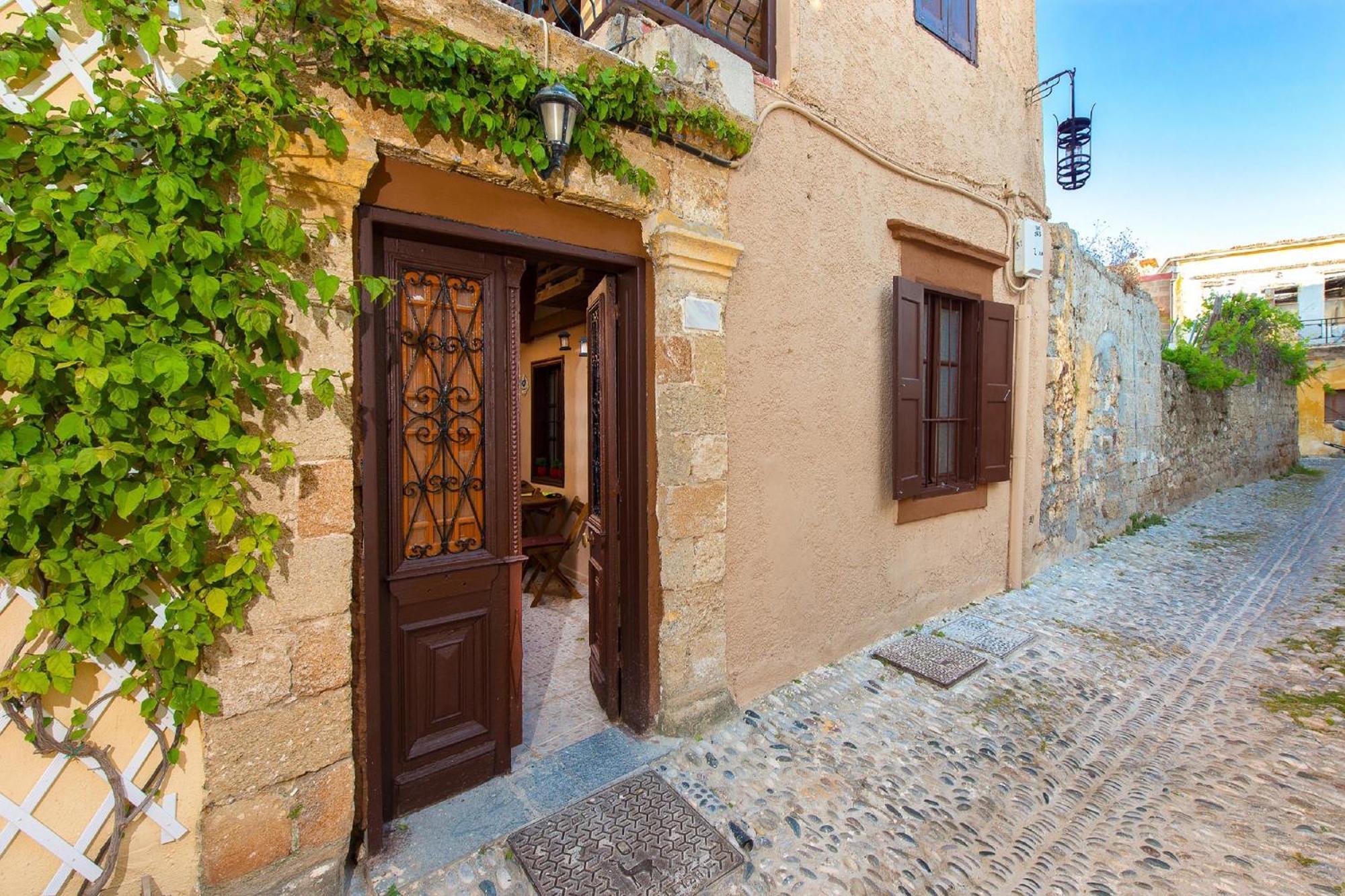 Muses-Old Town Apartment Rhodes City ภายนอก รูปภาพ